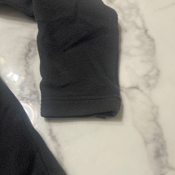 The North Face Charcoal Fleece Jacket - Picture 6 of 7